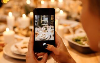5 consejos de psicólogos para sobrevivir cenas de navidad en 2022