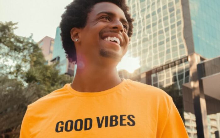 Yellow Day: la clave para ser feliz de acuerdo a Harvard